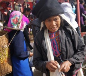 Xiding marché femme Bulang